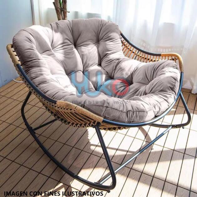 Silla Mecedora Acolchonada