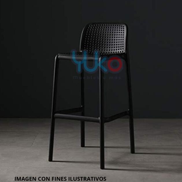 Silla Alta Nórdica de Polipropileno